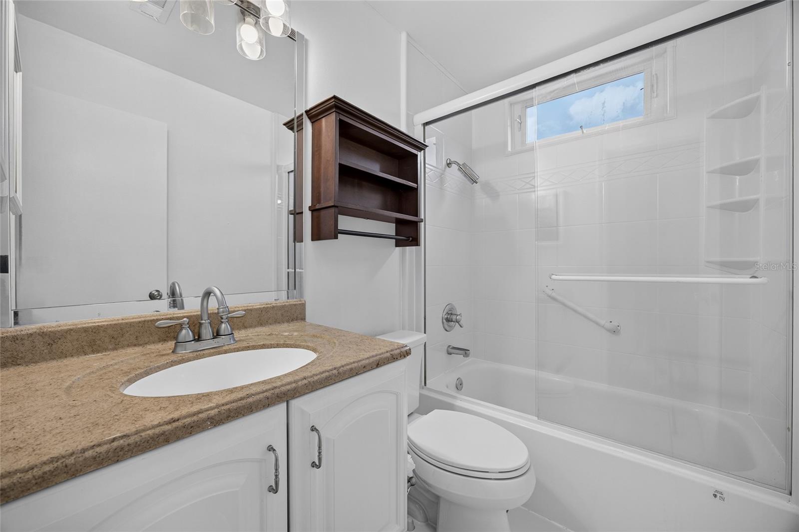 7582 Lyncrest St Property Photo 16