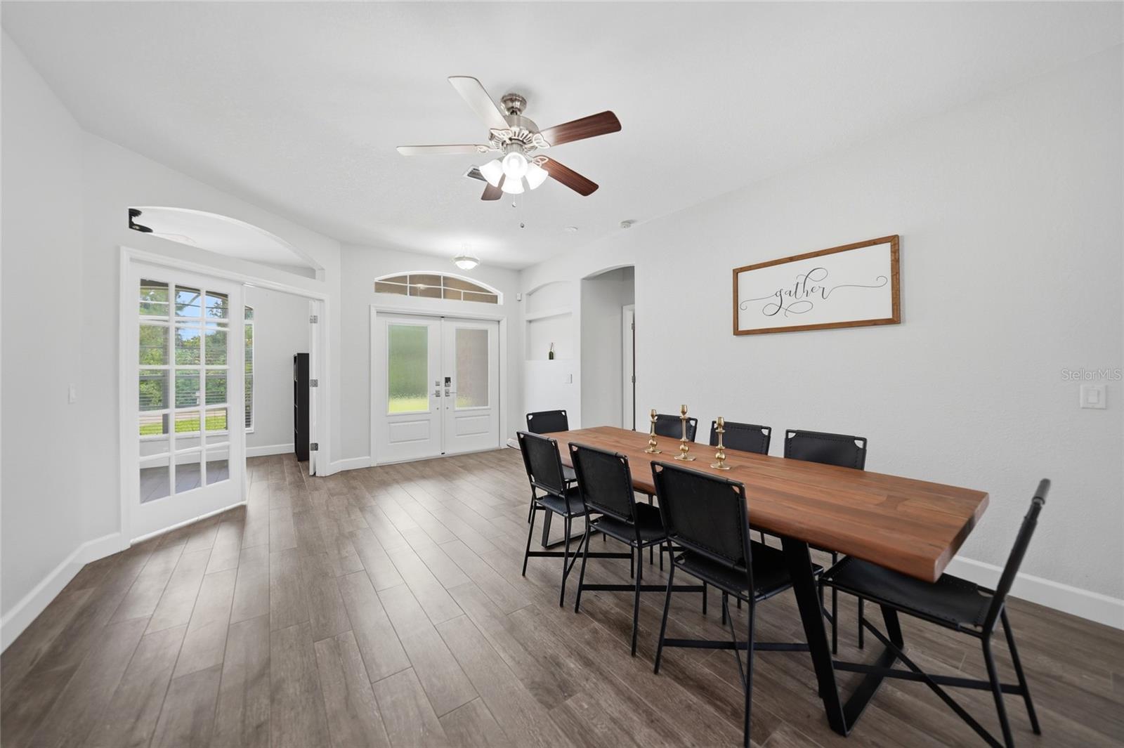 2880 Vogler Ln Property Photo 4