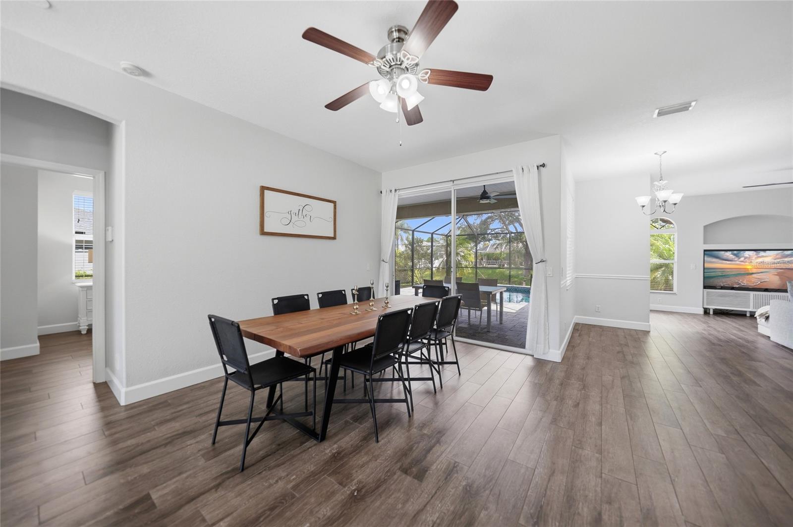 2880 Vogler Ln Property Photo 5