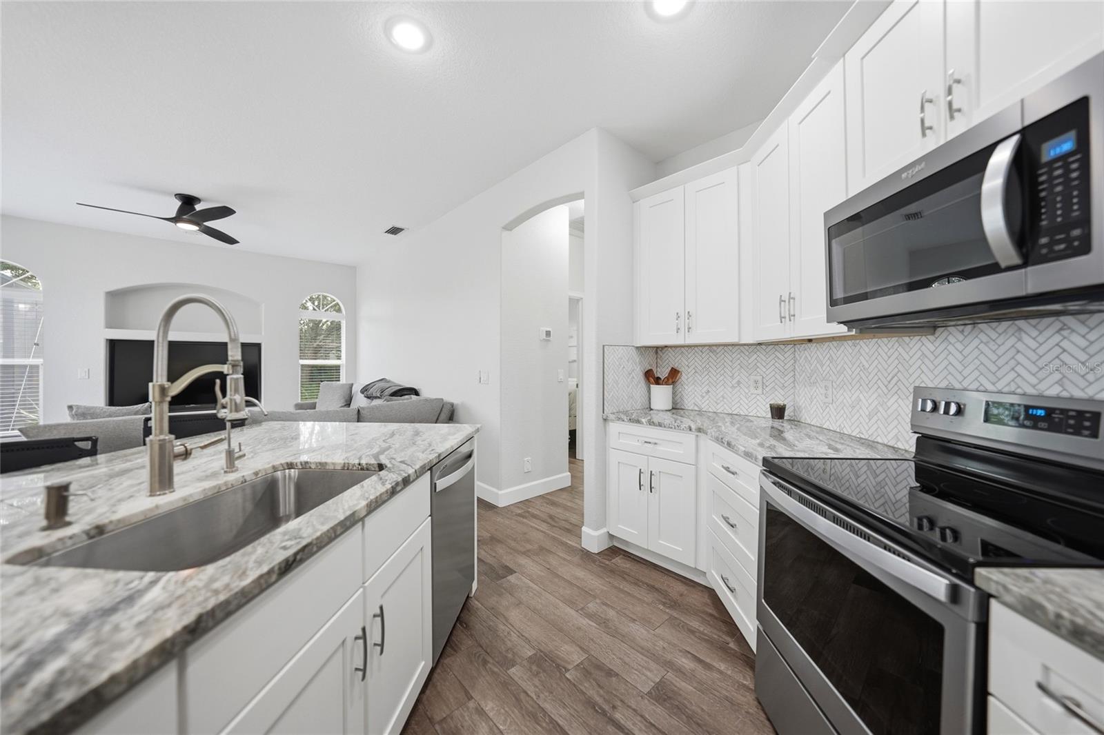 2880 Vogler Ln Property Photo 9