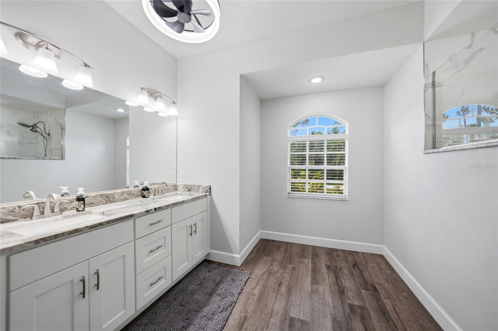 2880 Vogler Ln Property Photo 19
