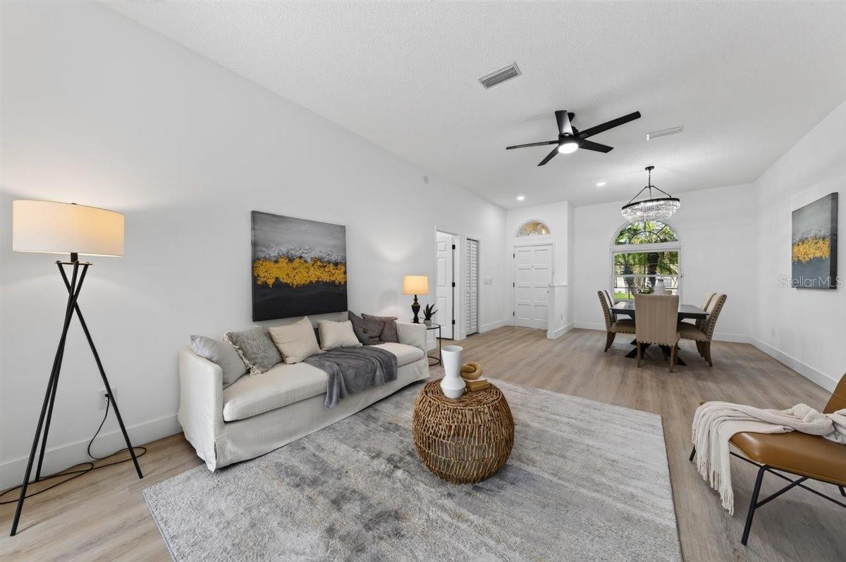 11318 Pocket Brook Dr Property Photo 6