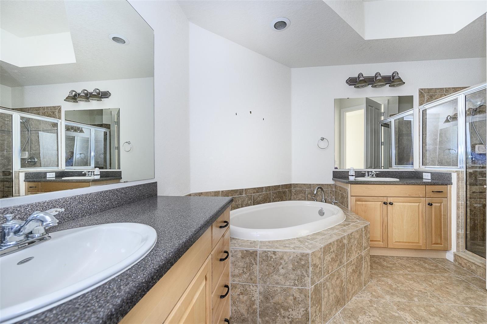 99 Vivante Blvd #404 Property Photo 19