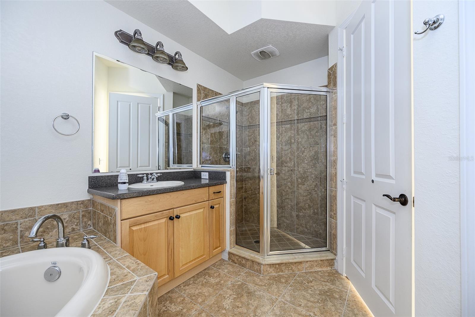99 Vivante Blvd #404 Property Photo 20