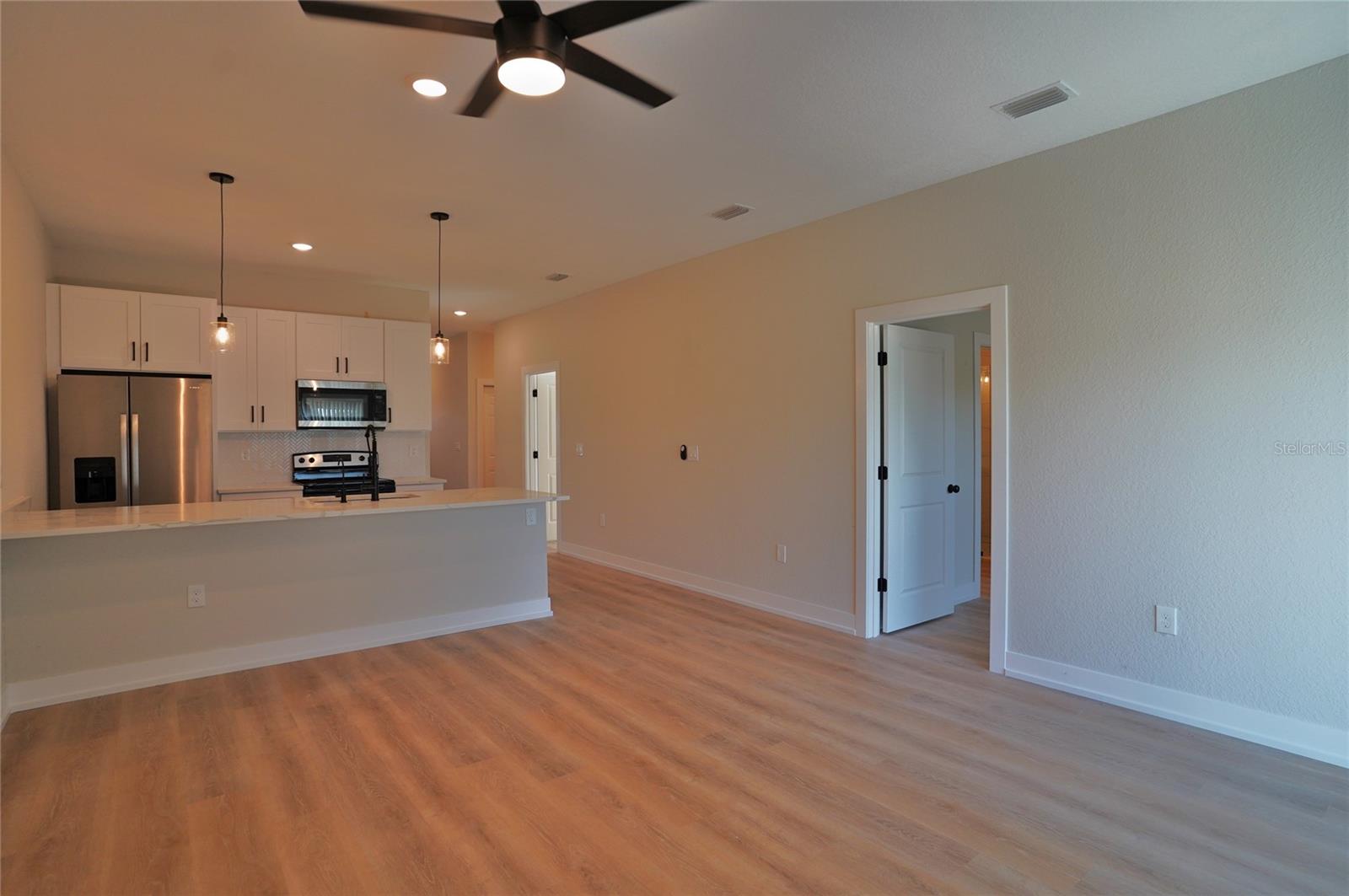 12032 Tetzel Ave Property Photo 7