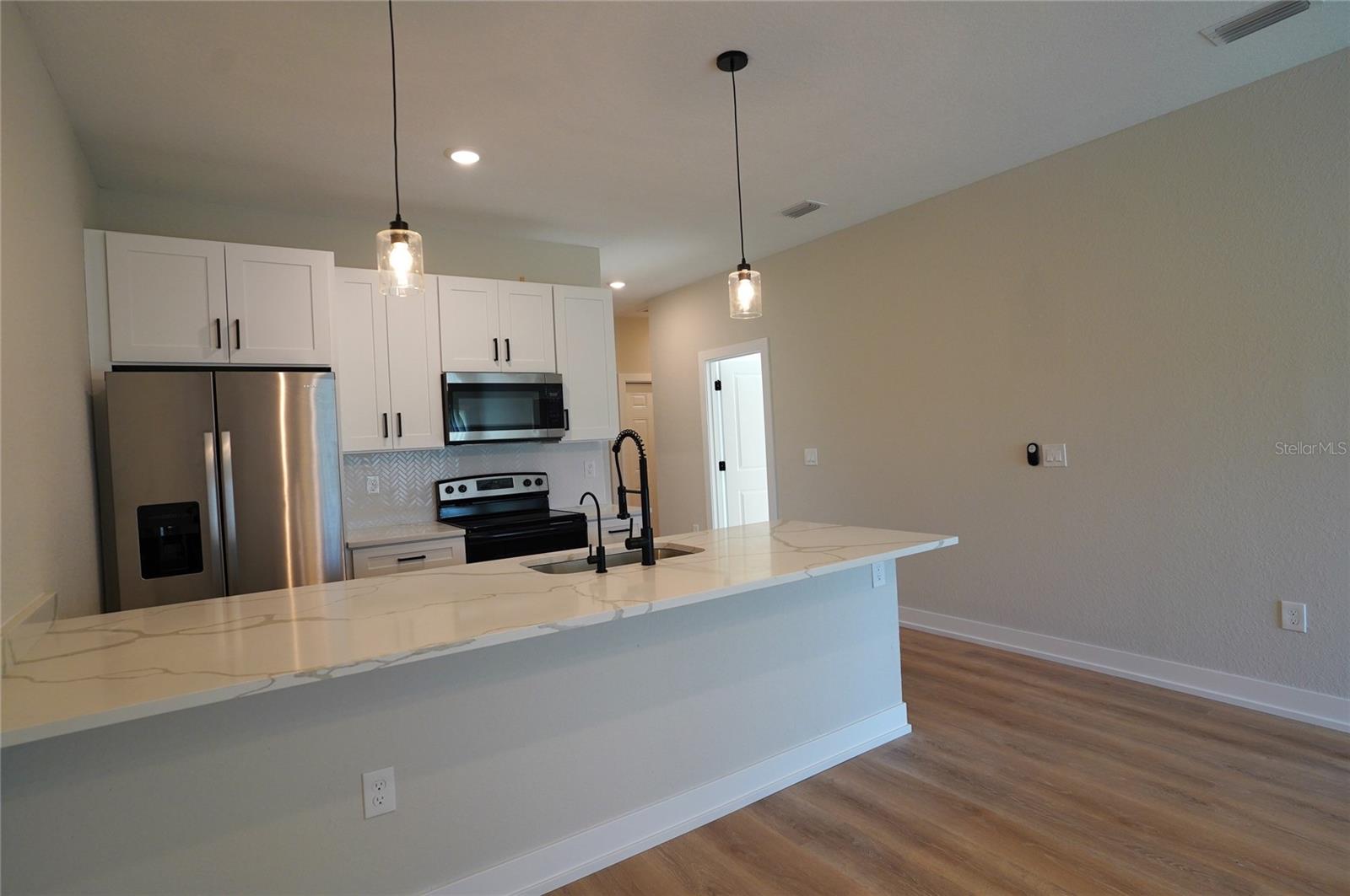 12032 Tetzel Ave Property Photo 8