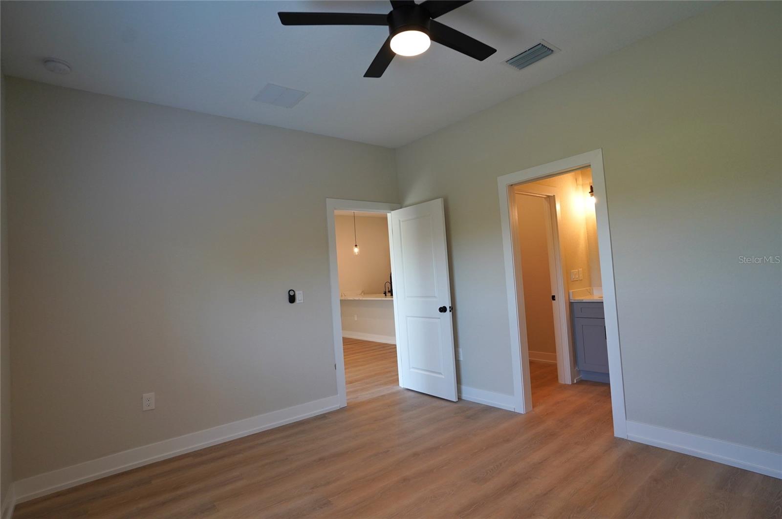 12032 Tetzel Ave Property Photo 18
