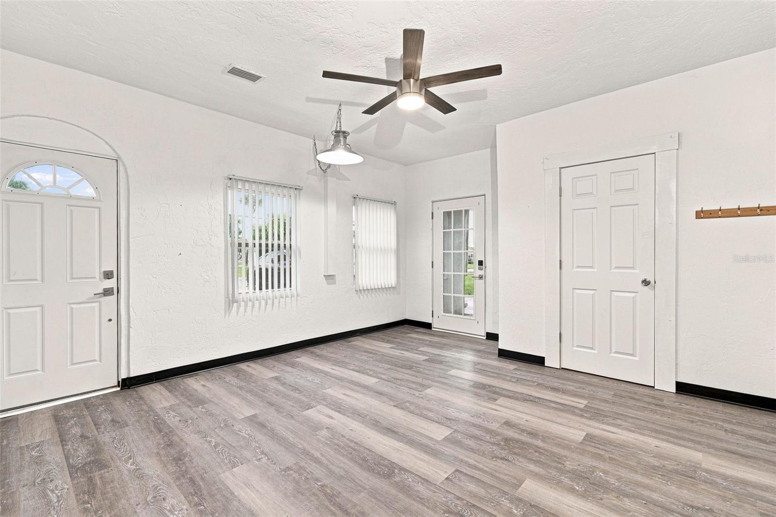 1005 Alston Ln Property Photo 23