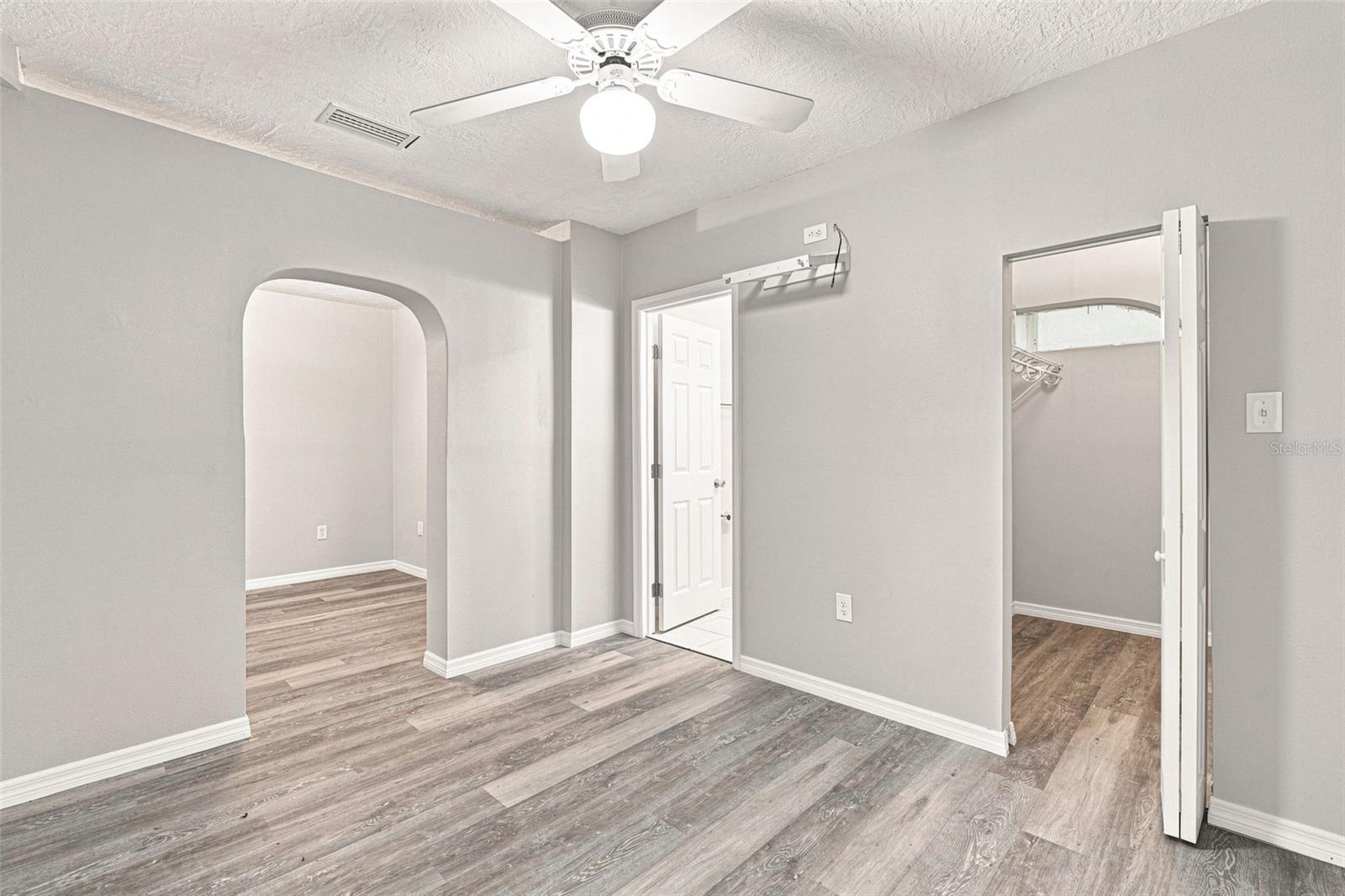 1005 Alston Ln Property Photo 27