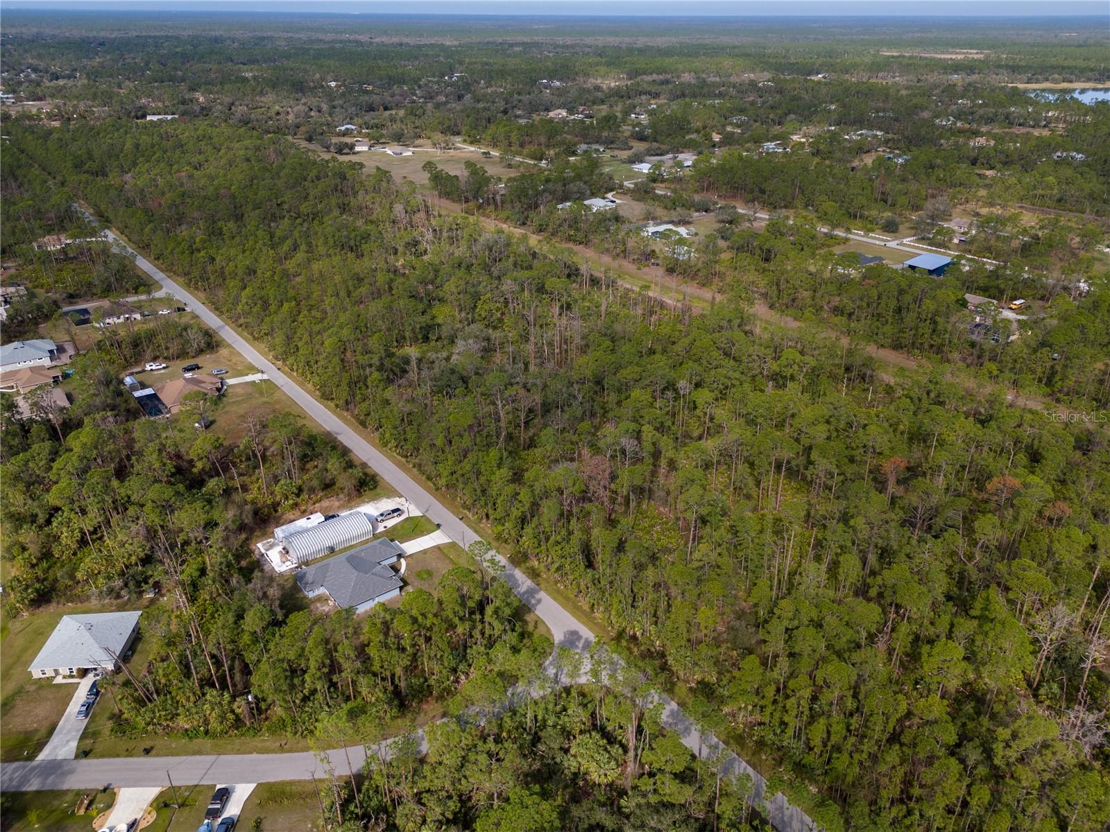 Kamsler Ave Property Photo 7