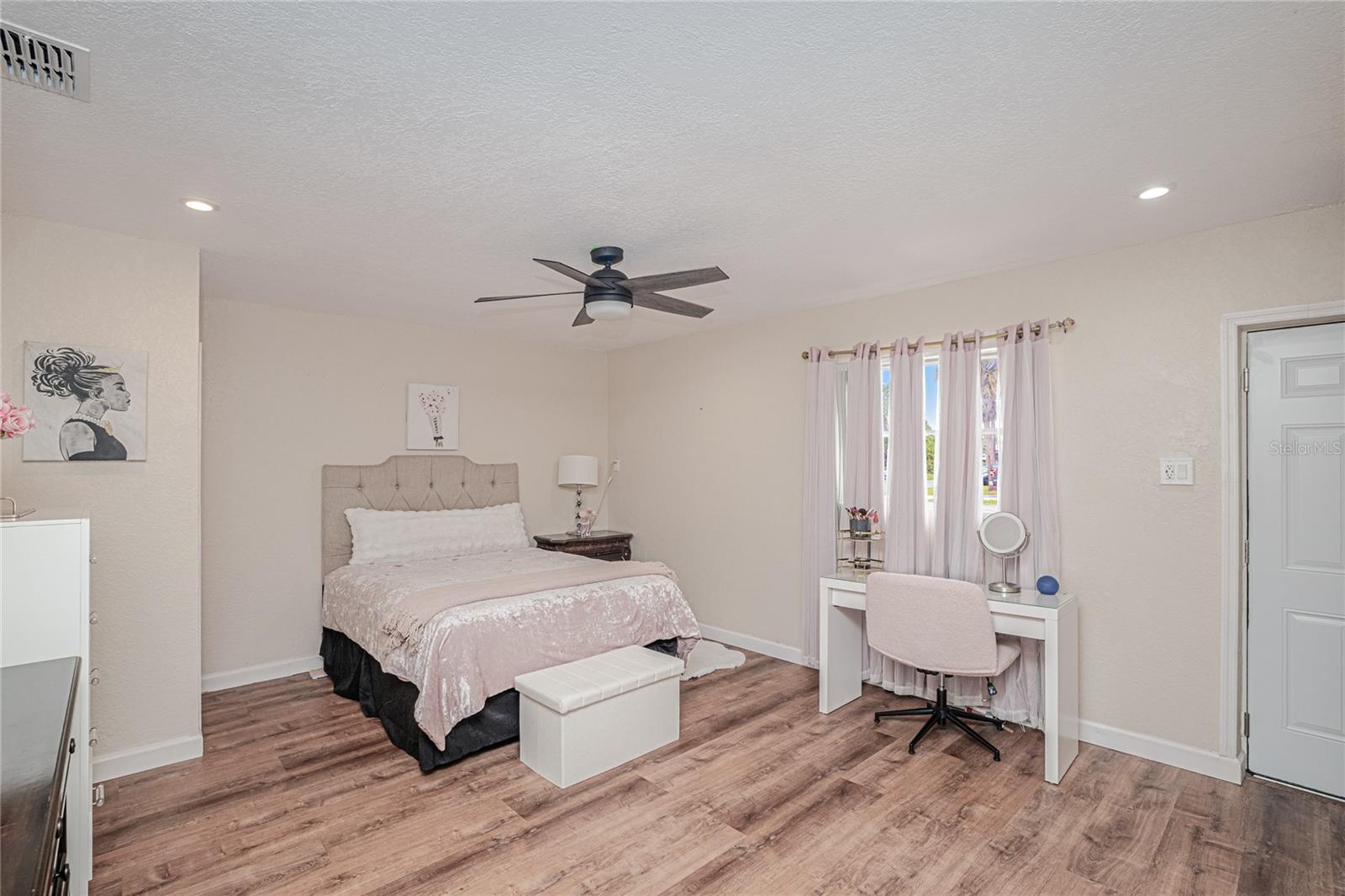 18423 Alphonse Cir Property Photo 16