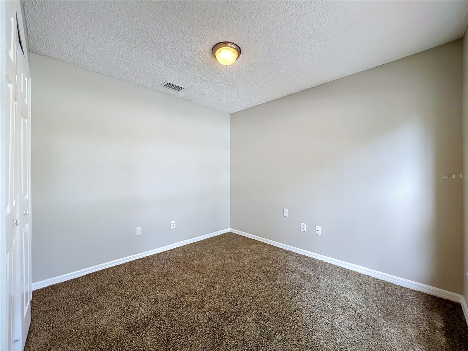 1005 Winding Water Way Property Photo 14