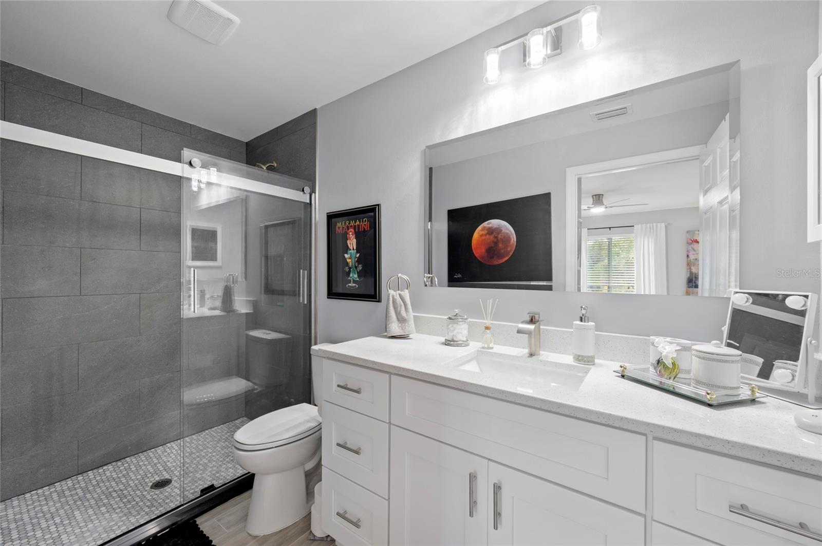 2098 Como St Property Photo 21