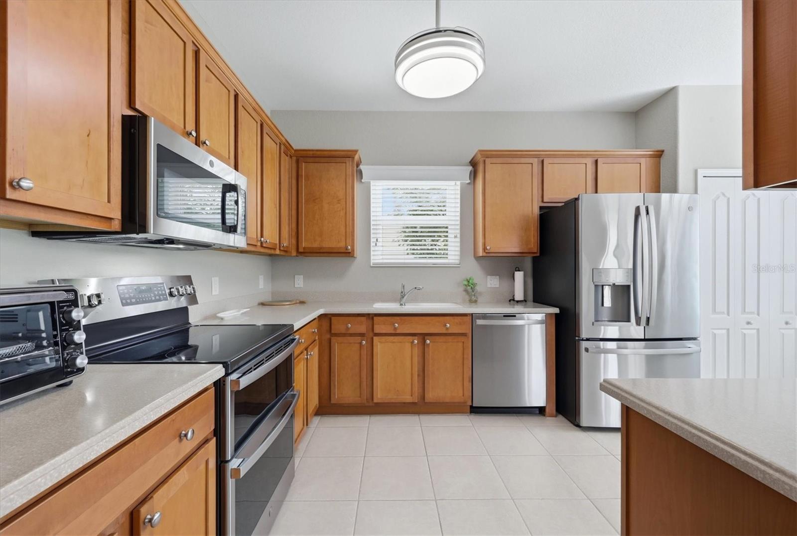 24195 Buckingham Way Property Photo 11