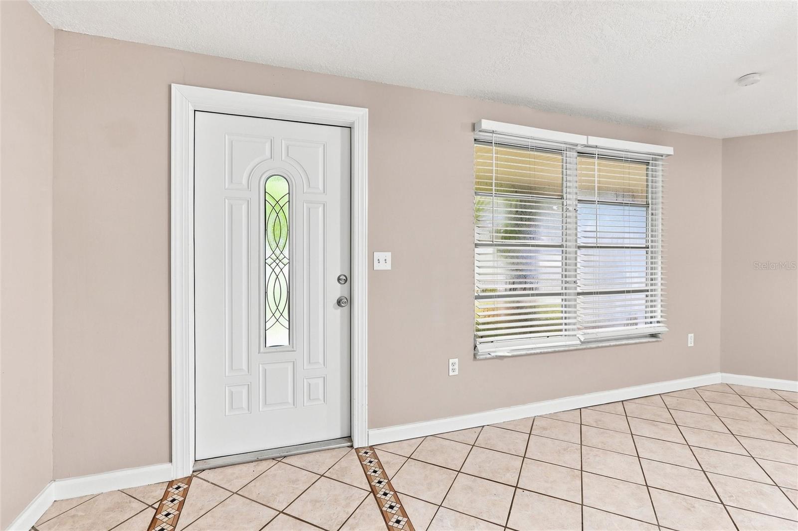 131 Degas Dr Property Photo 8