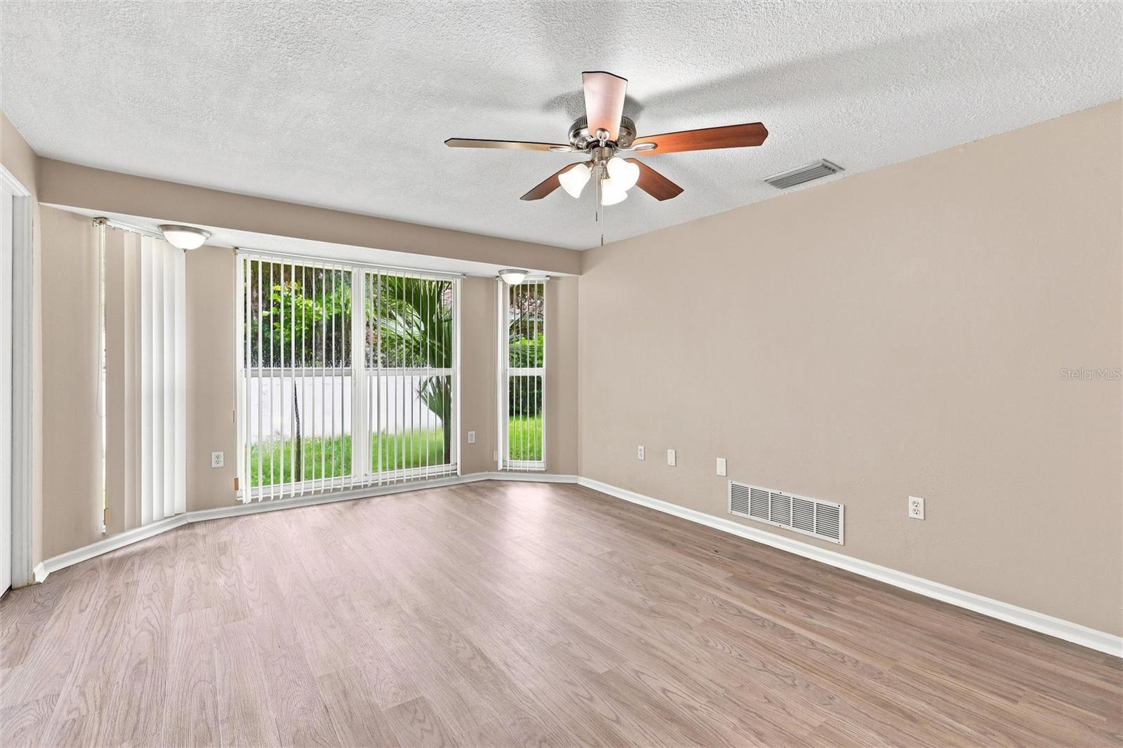 131 Degas Dr Property Photo 20