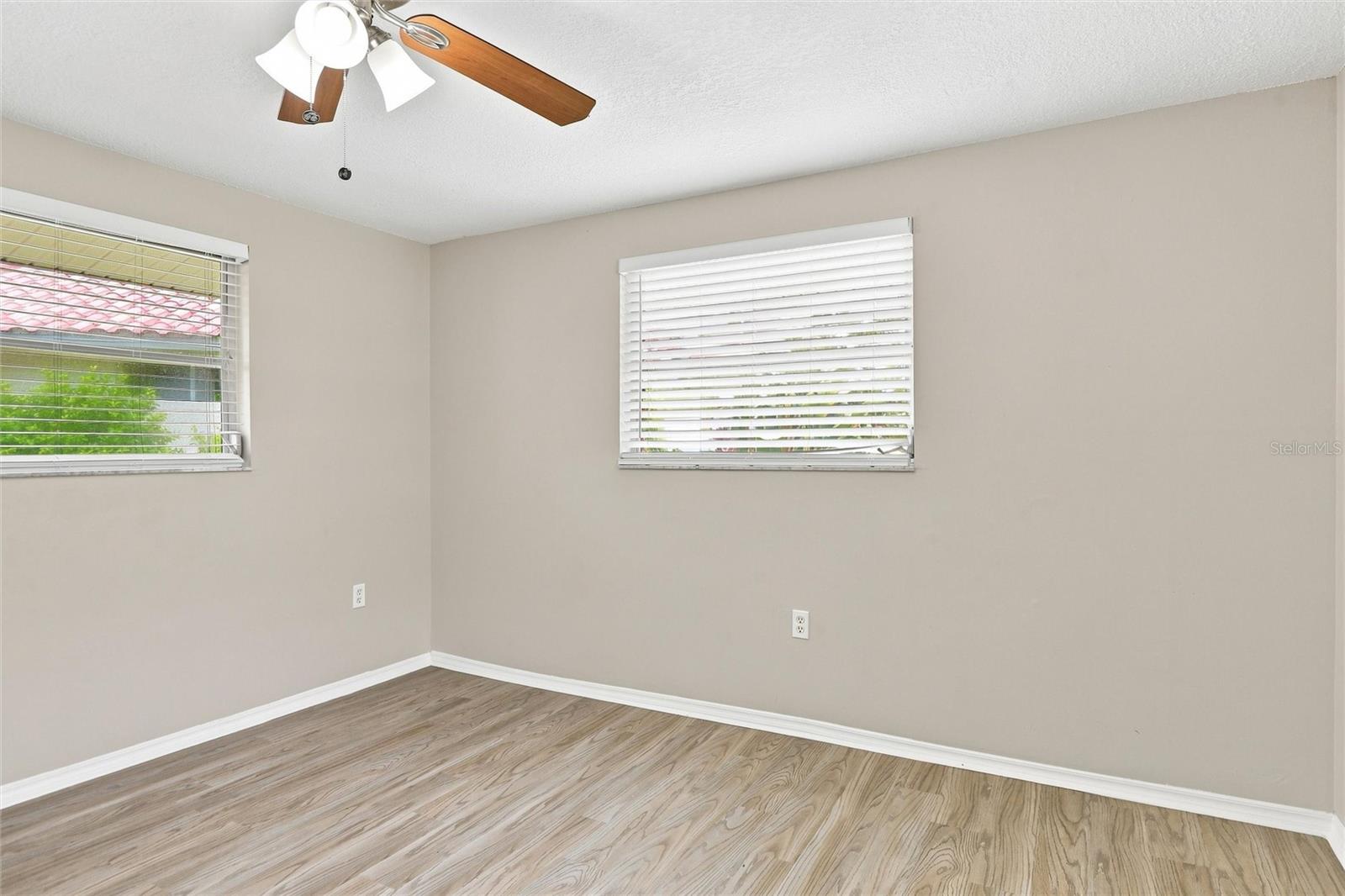 131 Degas Dr Property Photo 22