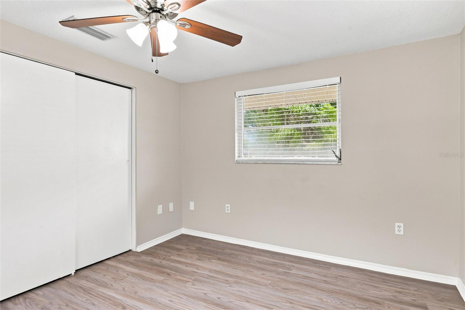 131 Degas Dr Property Photo 23