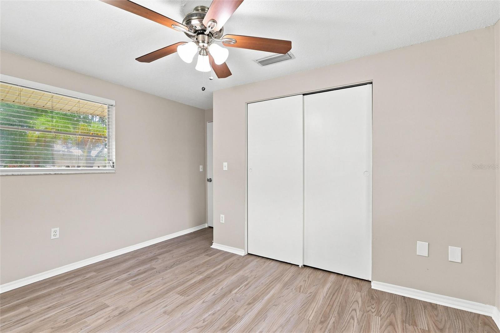 131 Degas Dr Property Photo 24