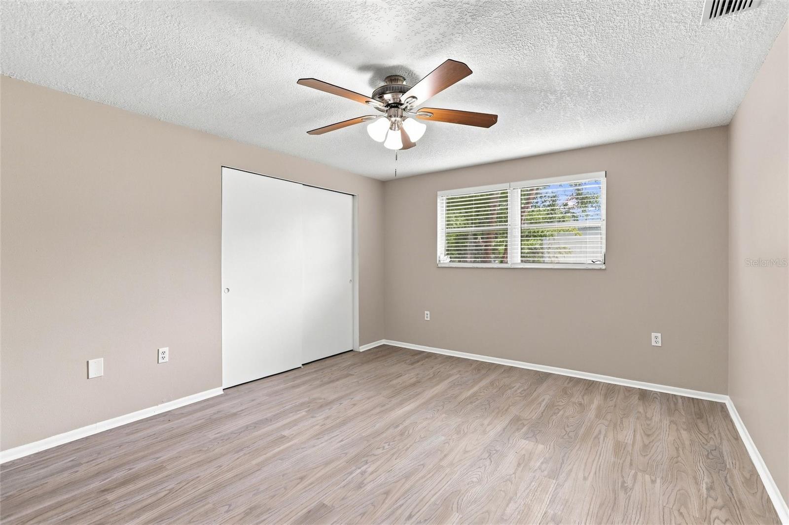 131 Degas Dr Property Photo 27