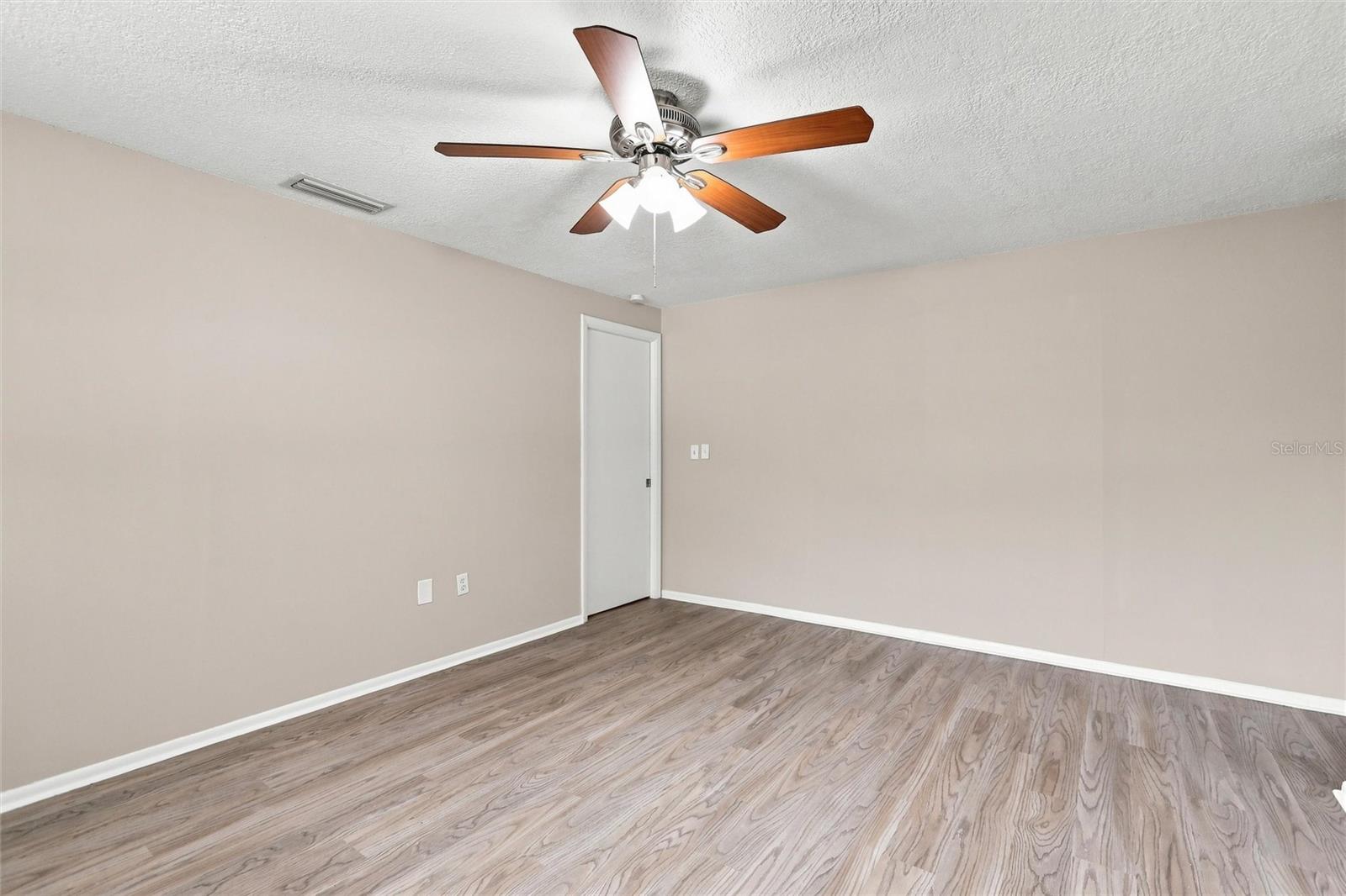 131 Degas Dr Property Photo 29