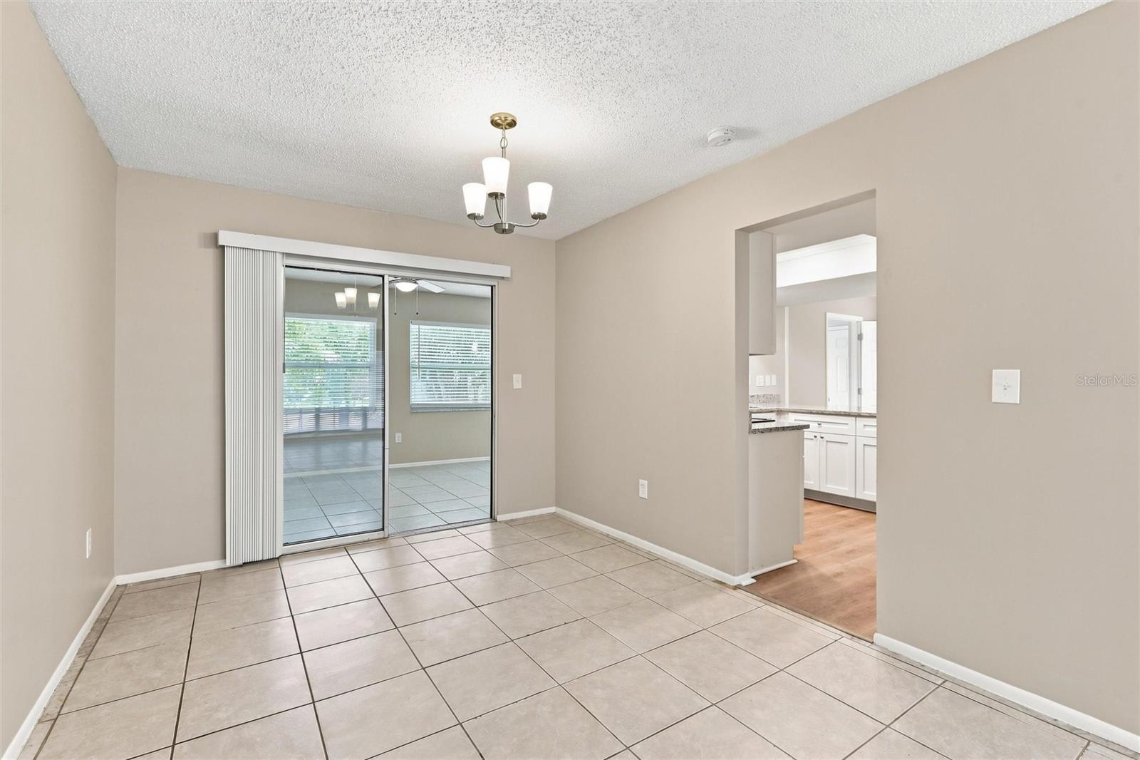 1594 Beacon Dr Property Photo 9