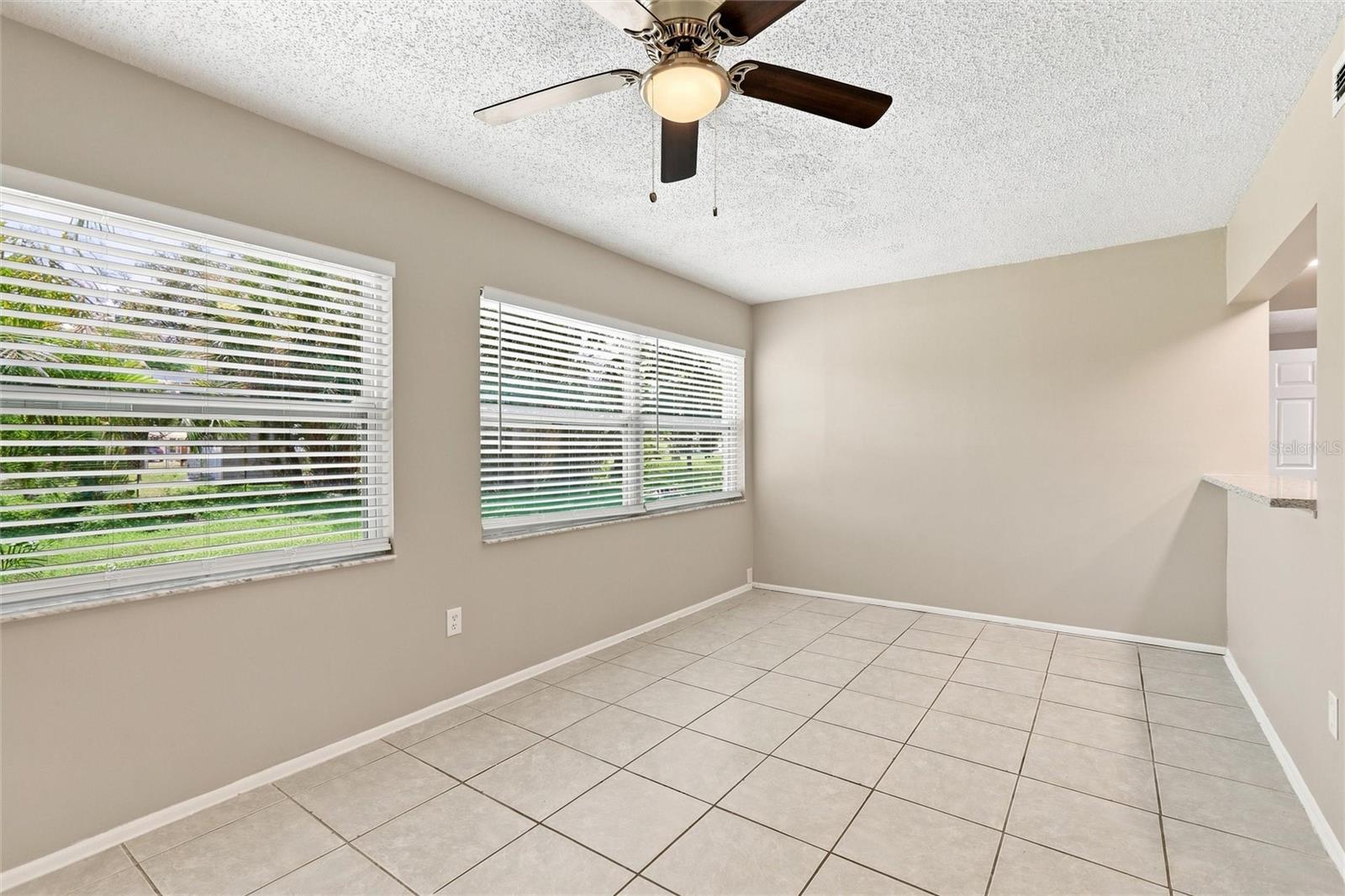 1594 Beacon Dr Property Photo 20