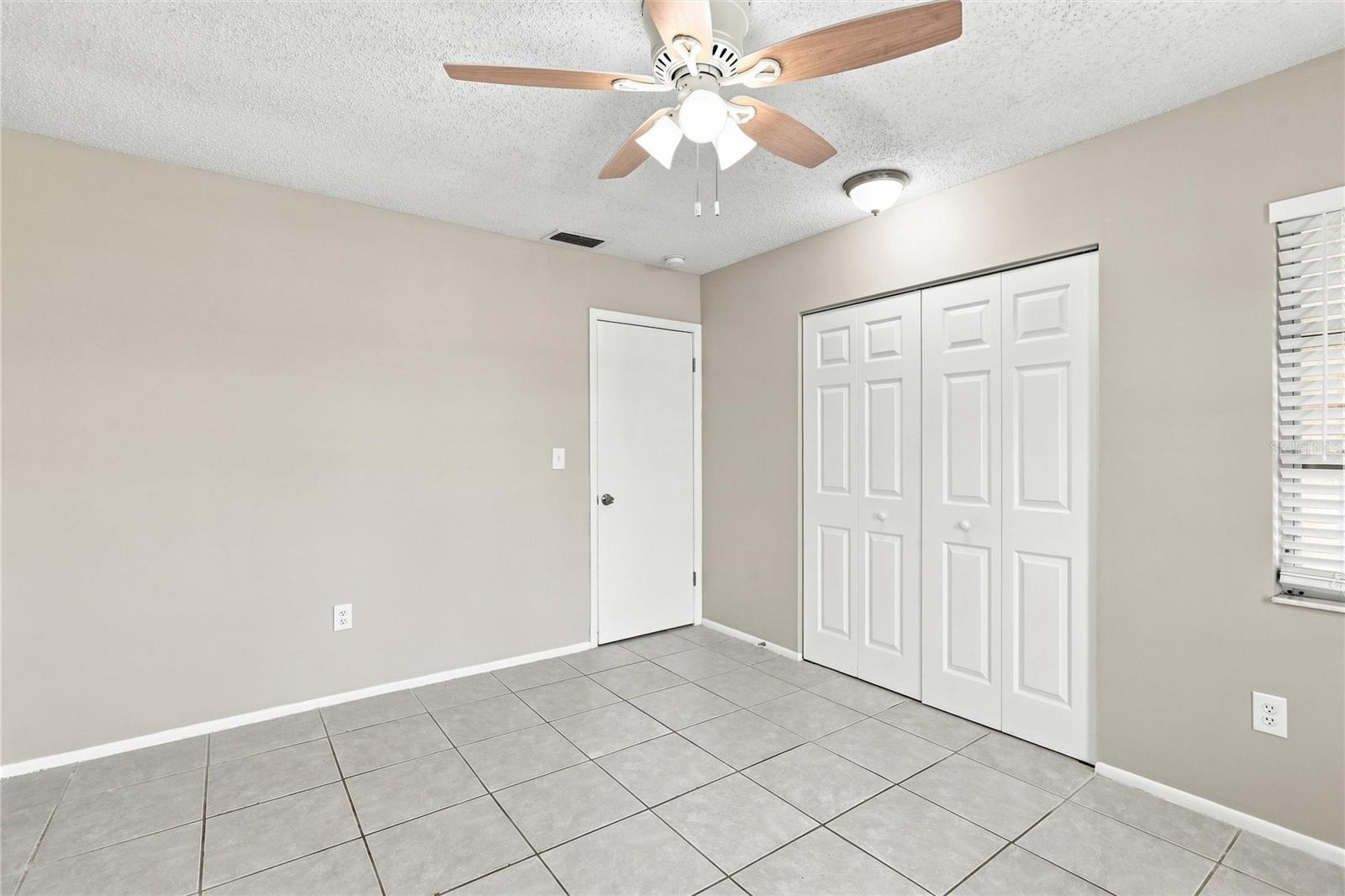 1594 Beacon Dr Property Photo 26