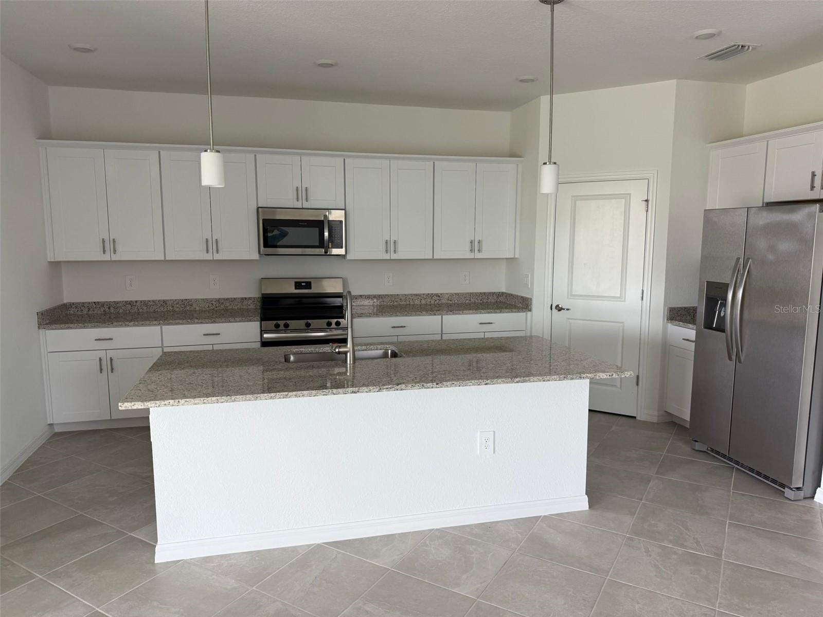 1553 Saddlewood Cir Property Photo 22