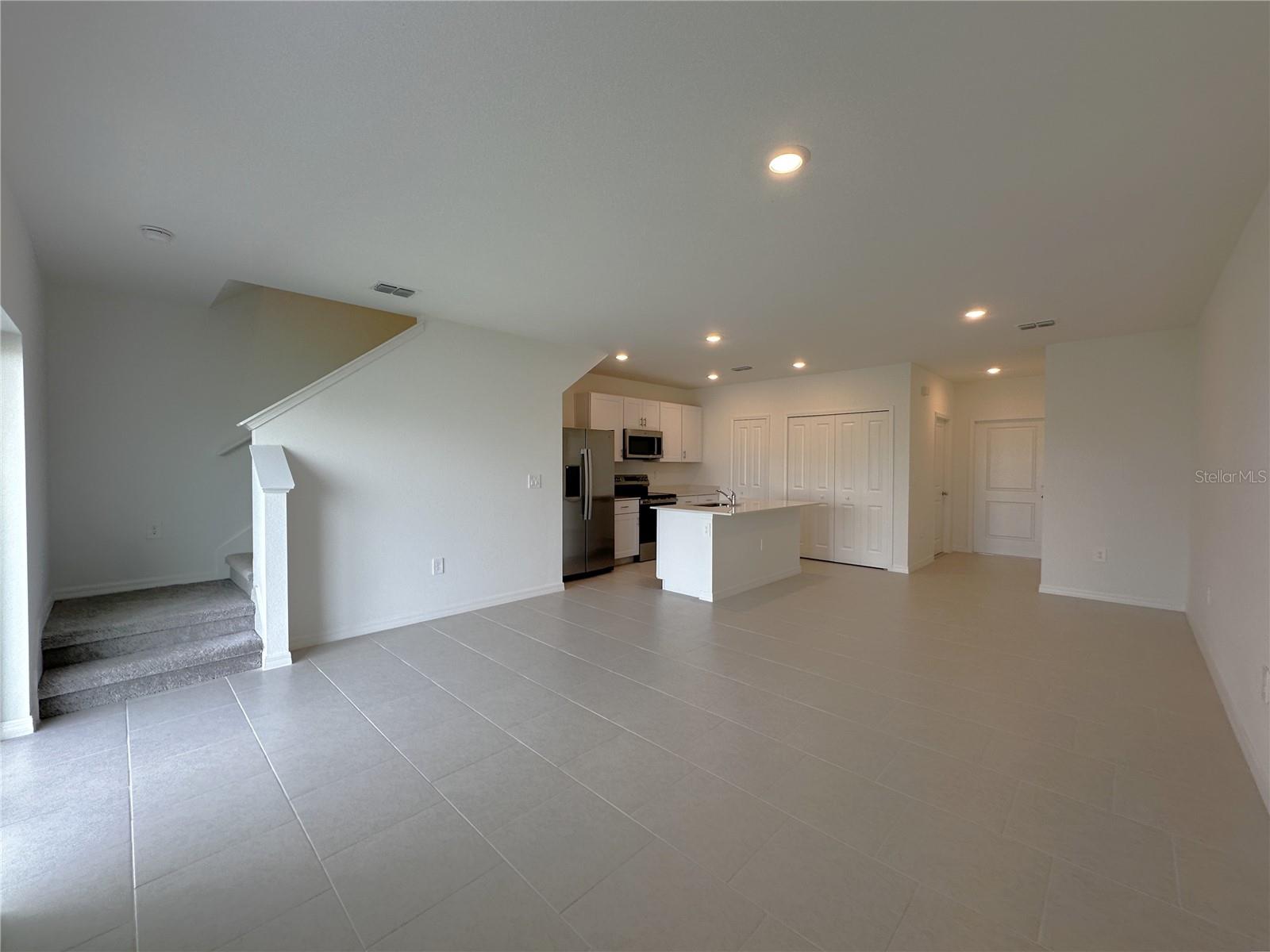 28521 Sweet Meadow Dr Property Photo 8