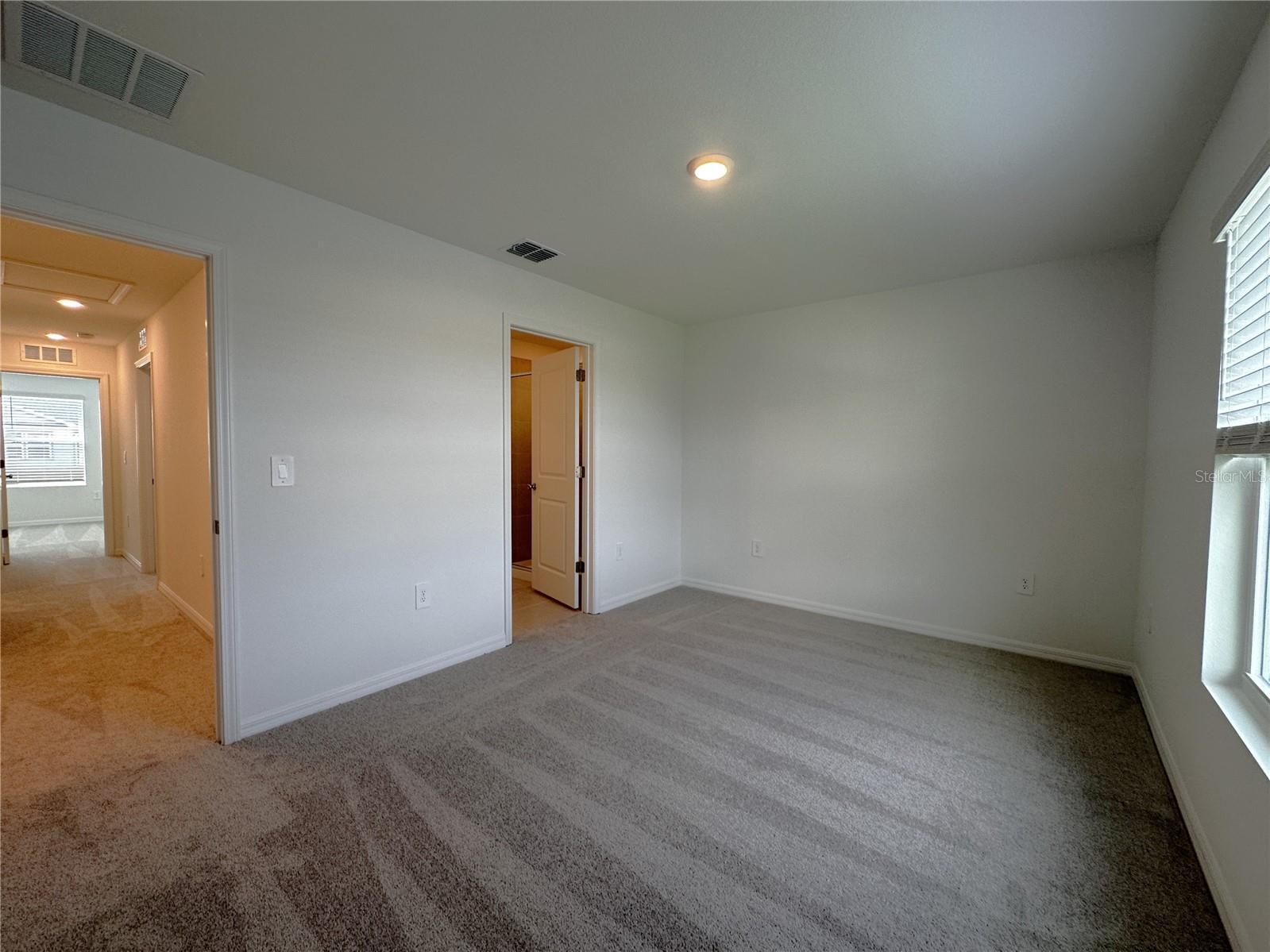 28521 Sweet Meadow Dr Property Photo 10