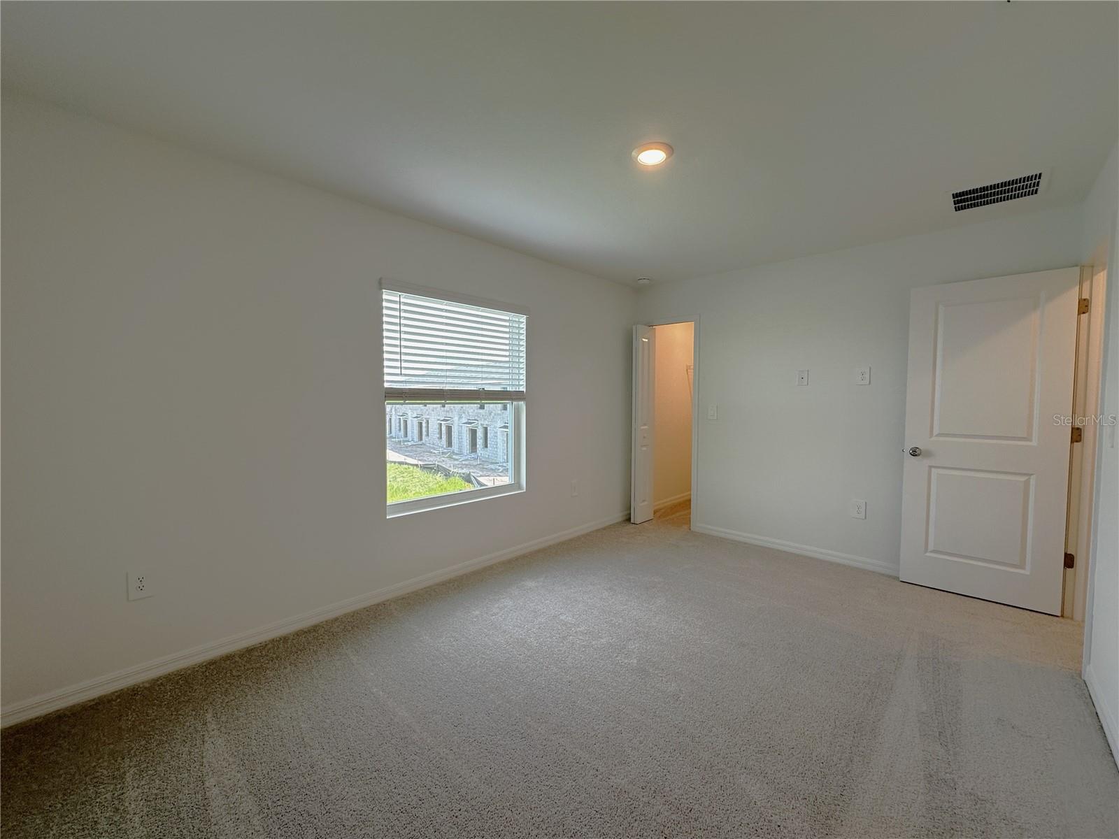 28521 Sweet Meadow Dr Property Photo 12