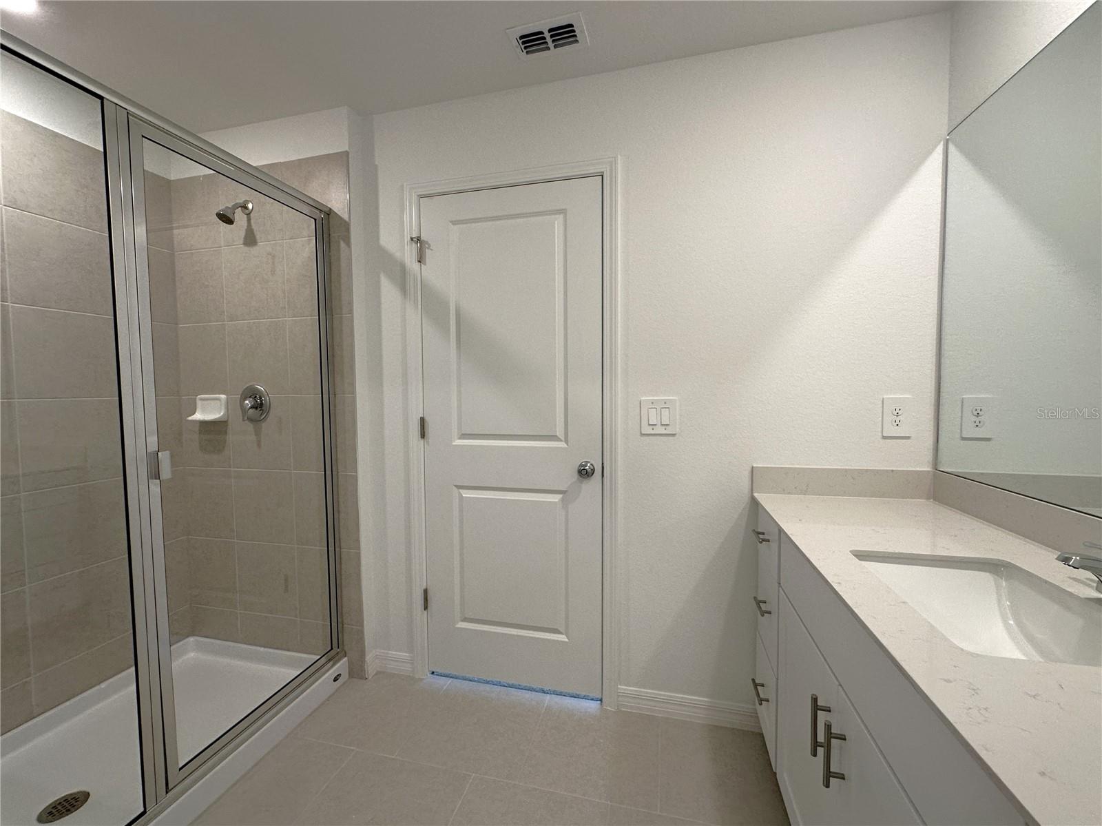 28521 Sweet Meadow Dr Property Photo 15