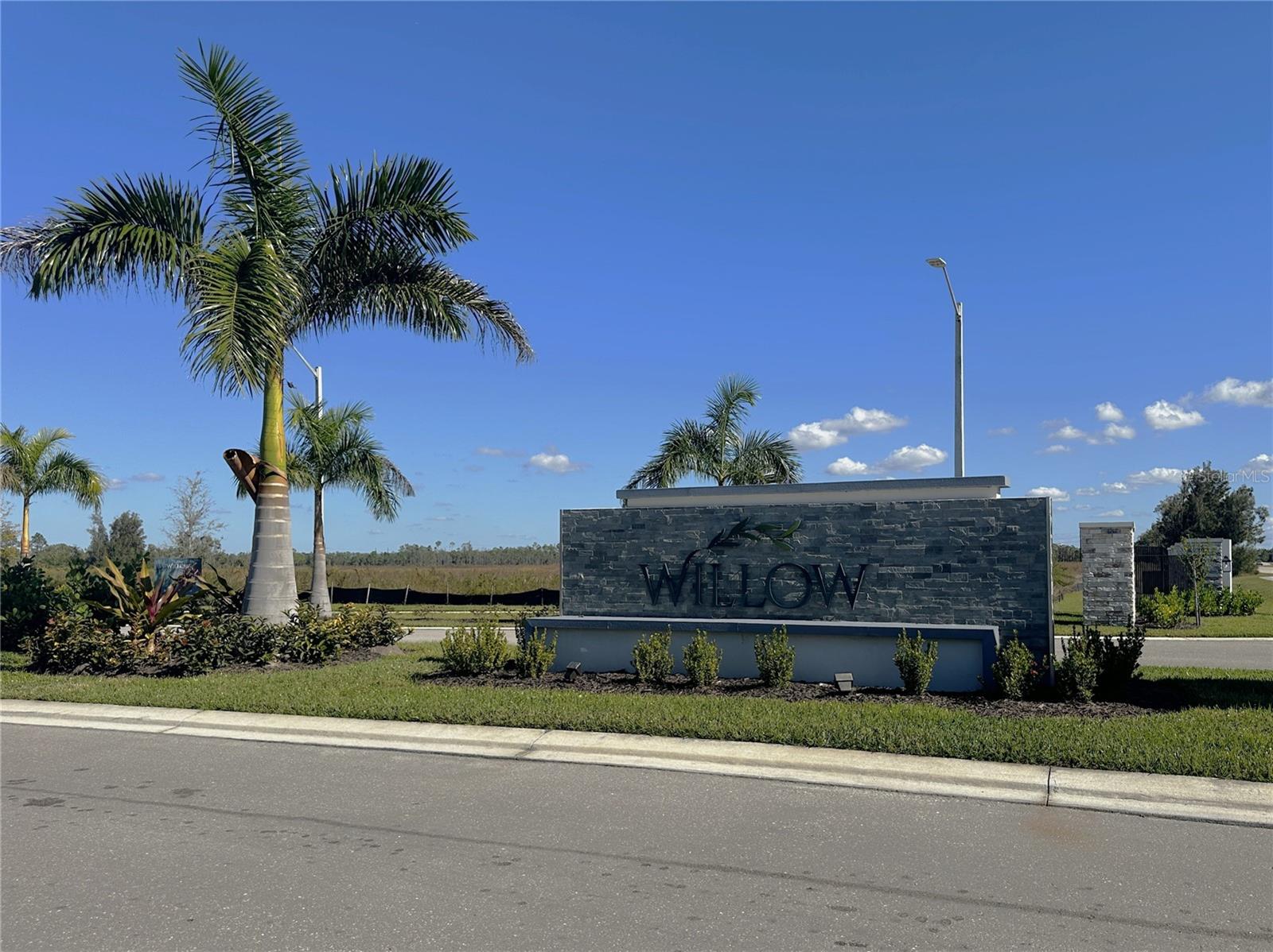 28521 Sweet Meadow Dr Property Photo 26