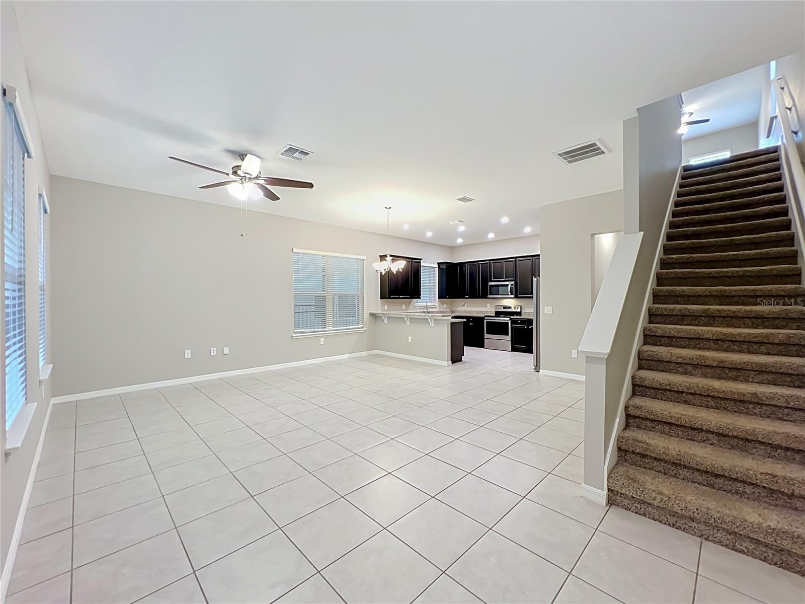 1549 Astoria Arbor Ln Property Photo 9