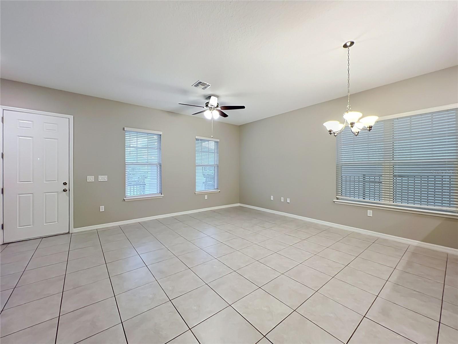 1549 Astoria Arbor Ln Property Photo 14
