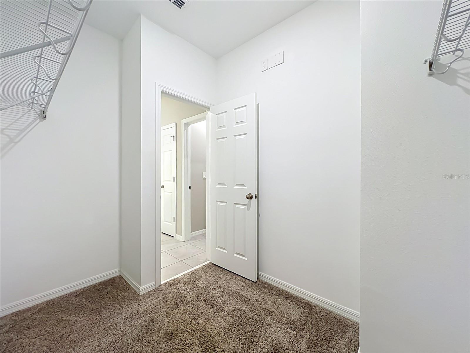 1549 Astoria Arbor Ln Property Photo 36