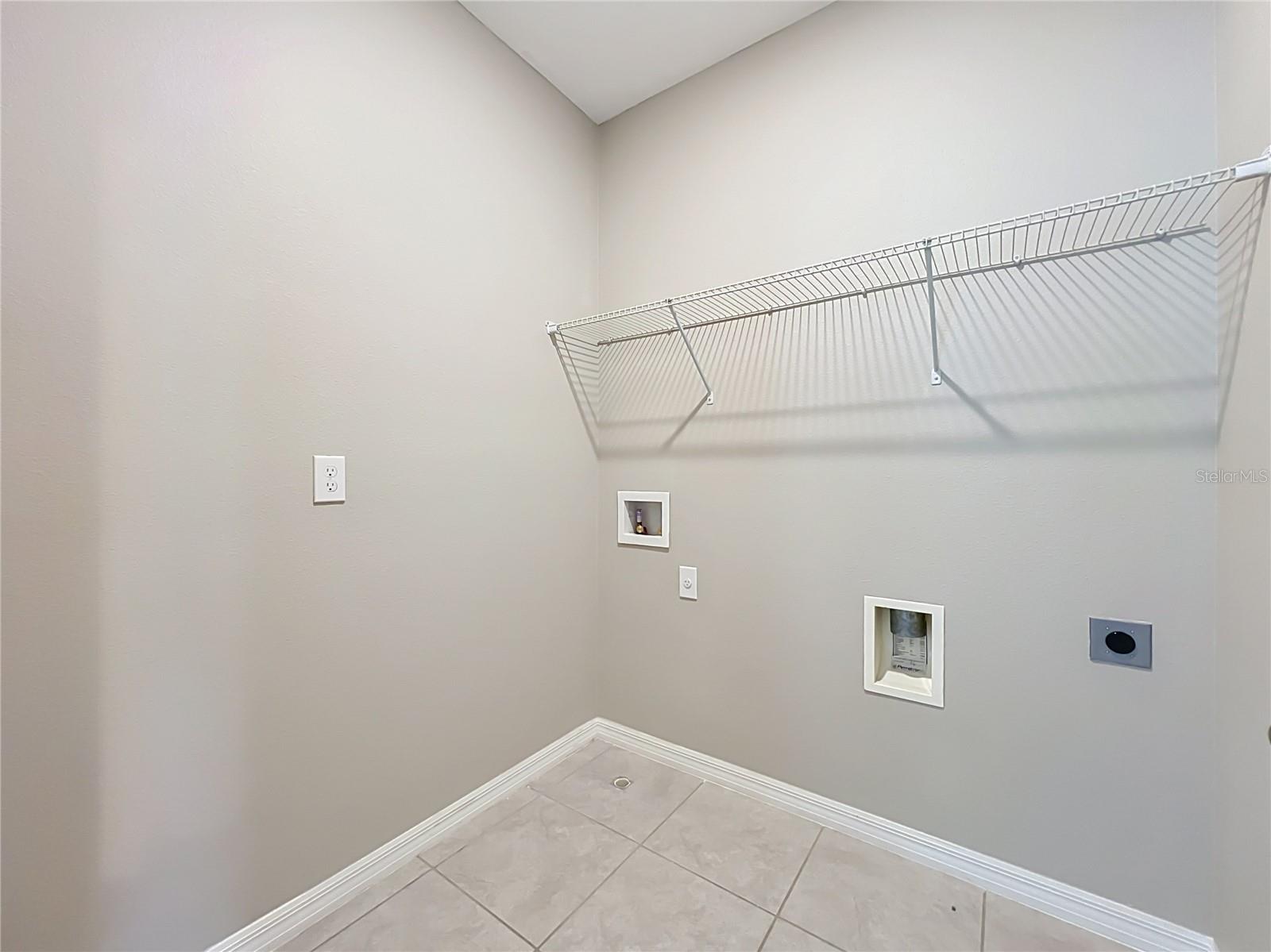 1549 Astoria Arbor Ln Property Photo 44