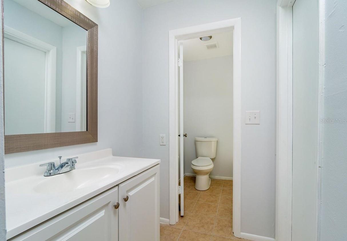 533 E Charlotte Ave Property Photo 10