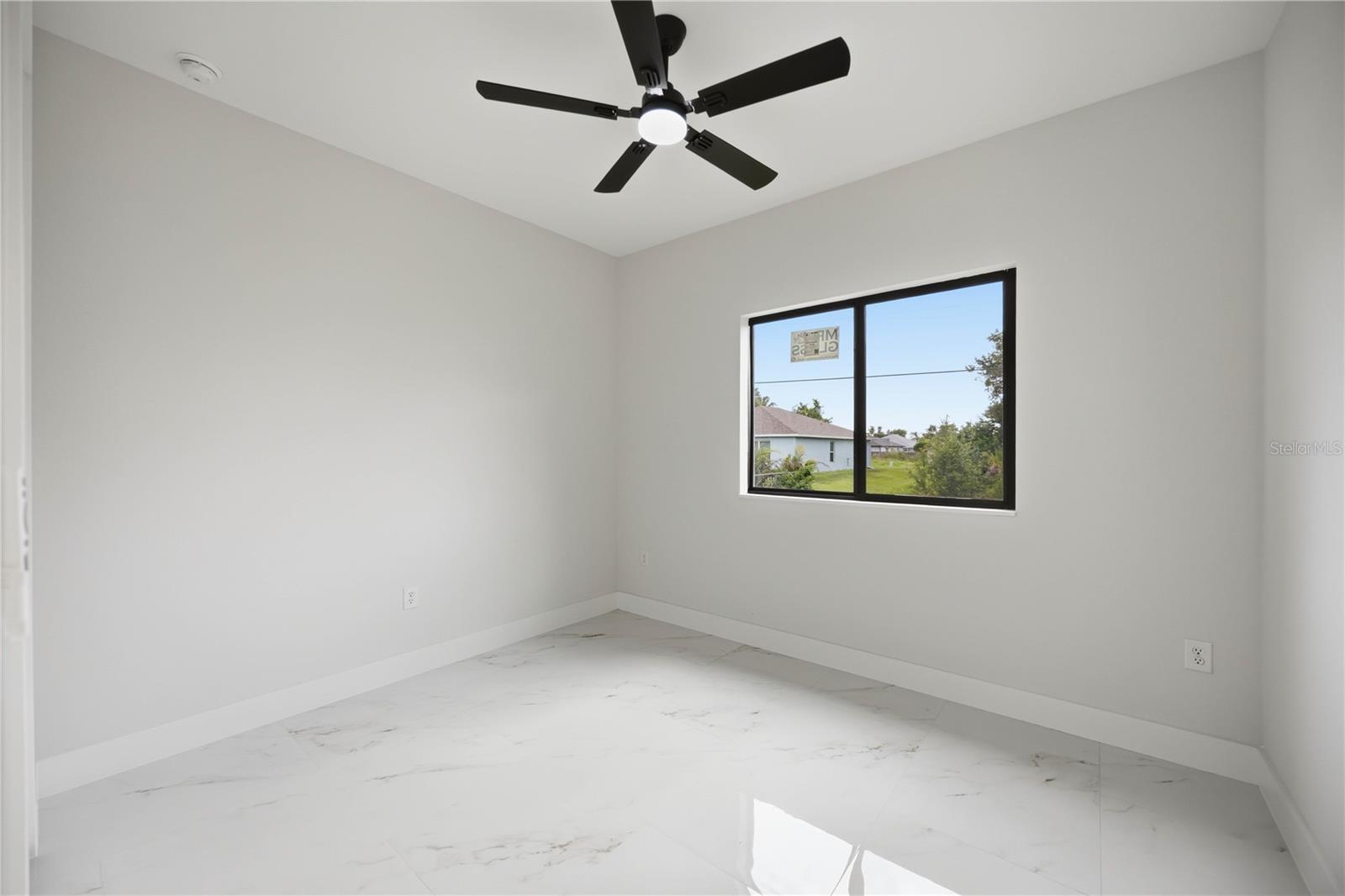 1299 Barton Ave Property Photo 15