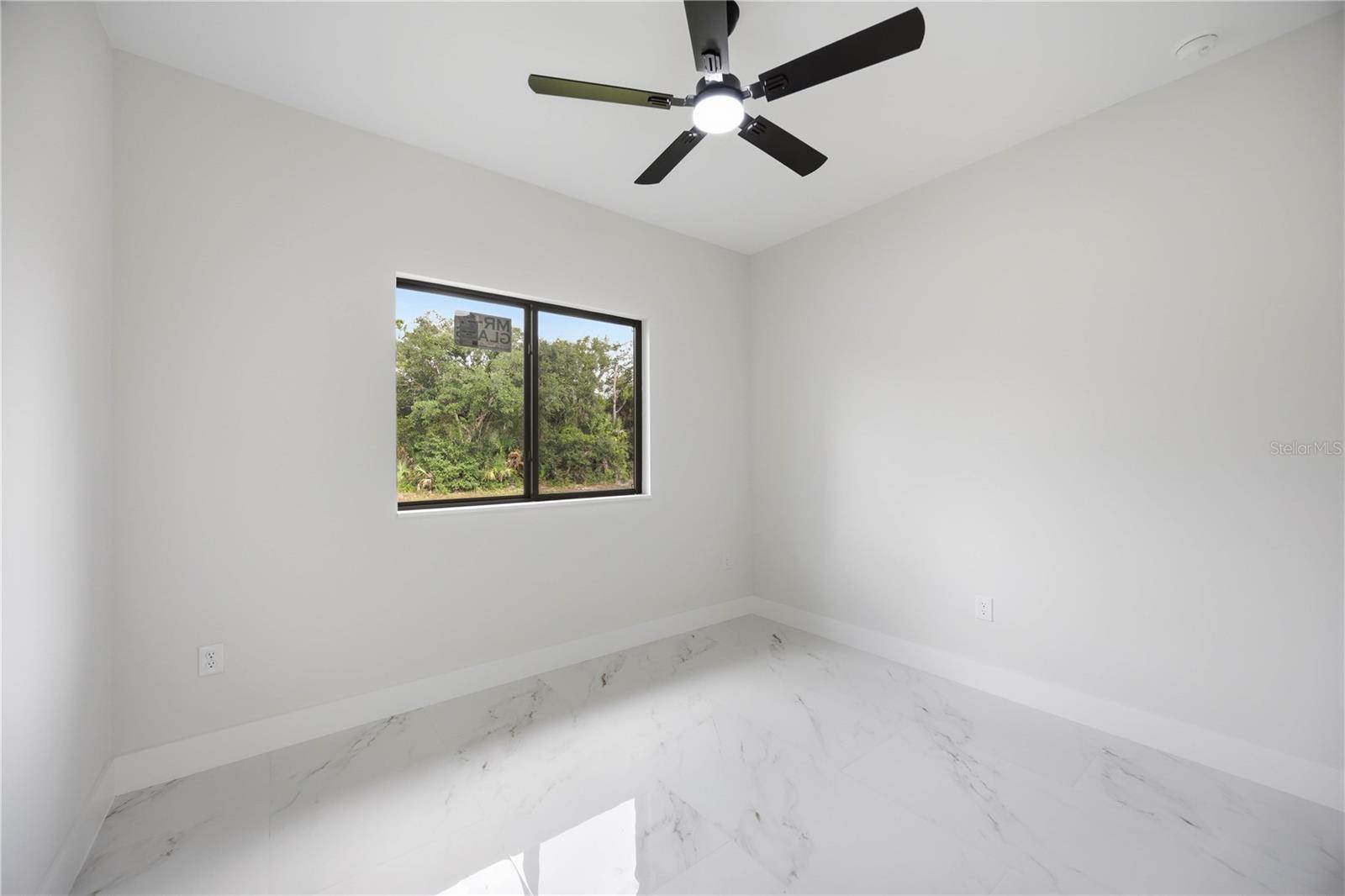 1299 Barton Ave Property Photo 20