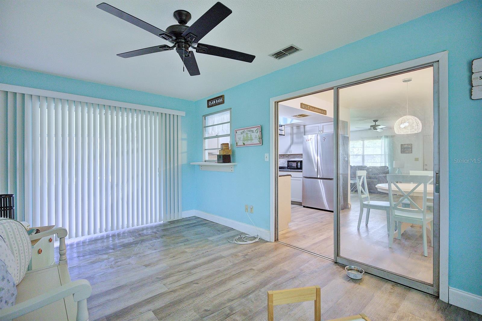 306 Lark Ter Property Photo 14