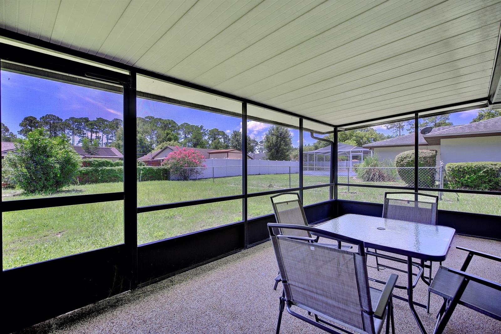 306 Lark Ter Property Photo 27