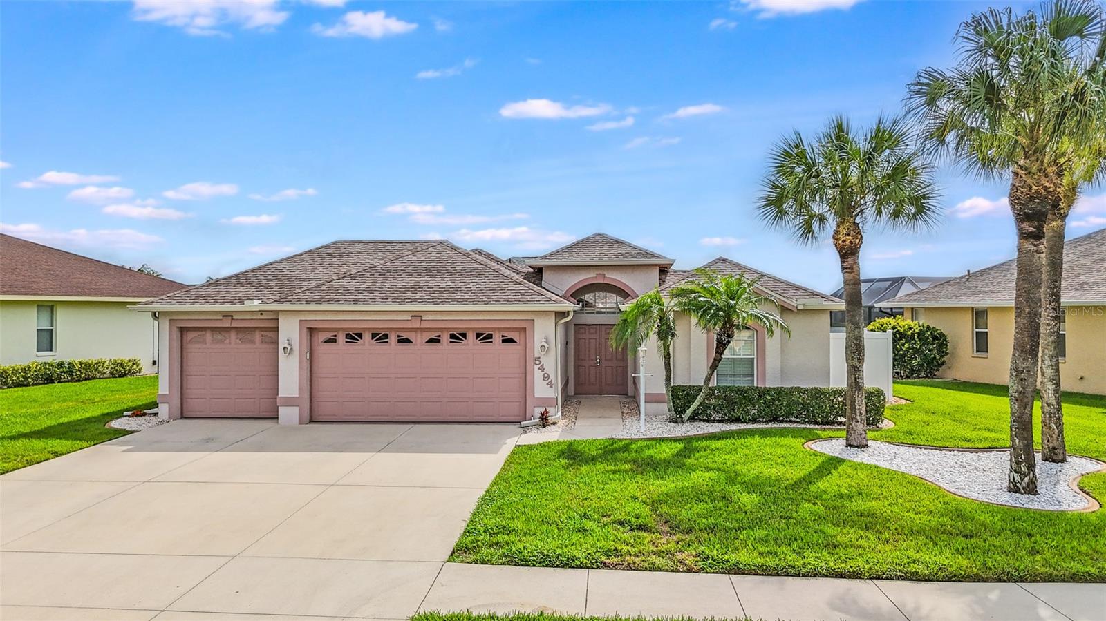 5494 Sabal Trace Dr Property Photo 4