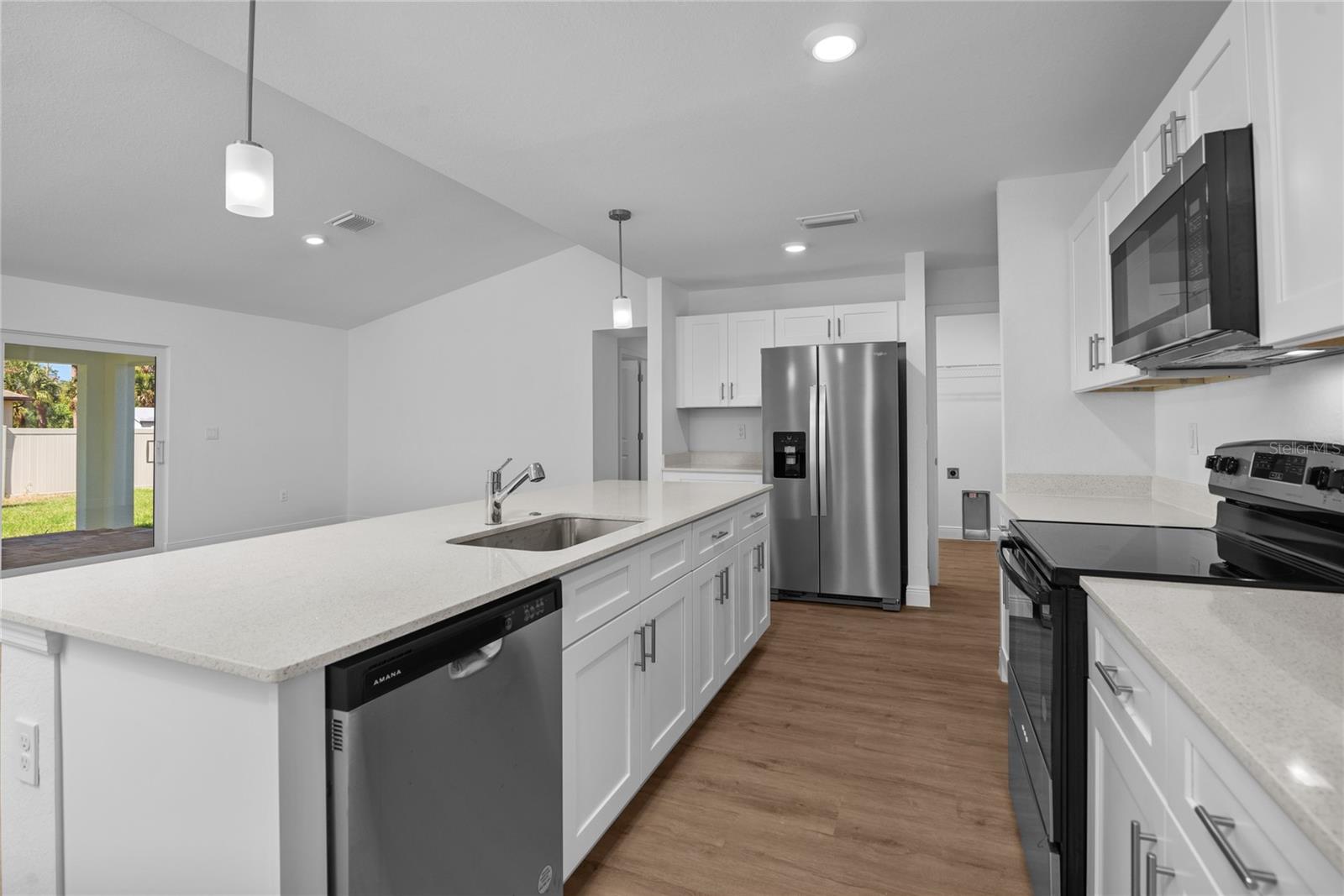 4462 Amari Rd Property Photo 2