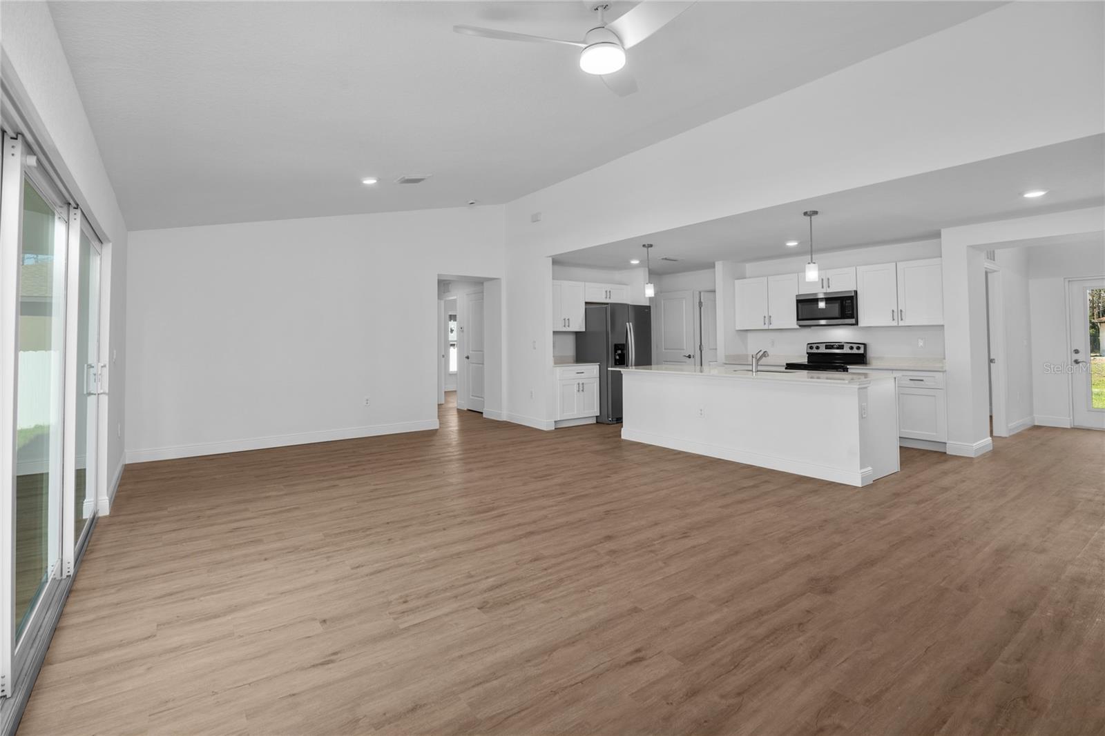 4462 Amari Rd Property Photo 4