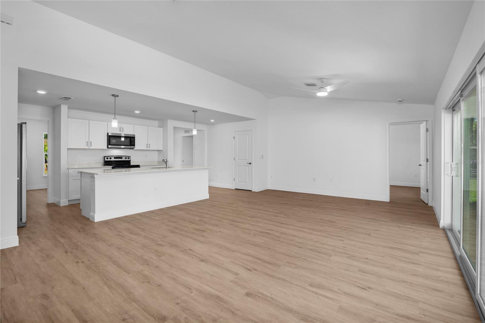 4462 Amari Rd Property Photo 5