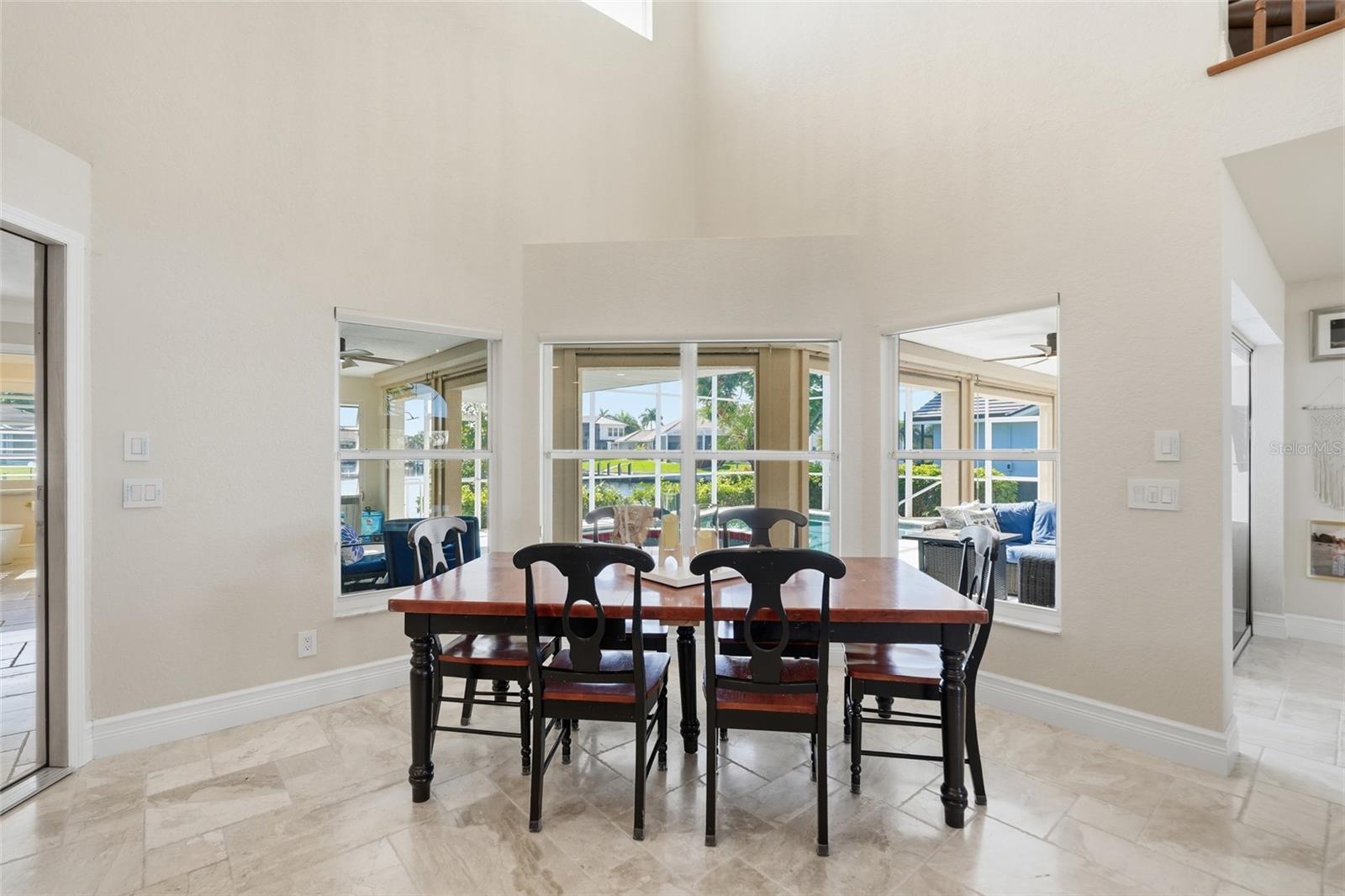 414 Caicos Dr Property Photo 14