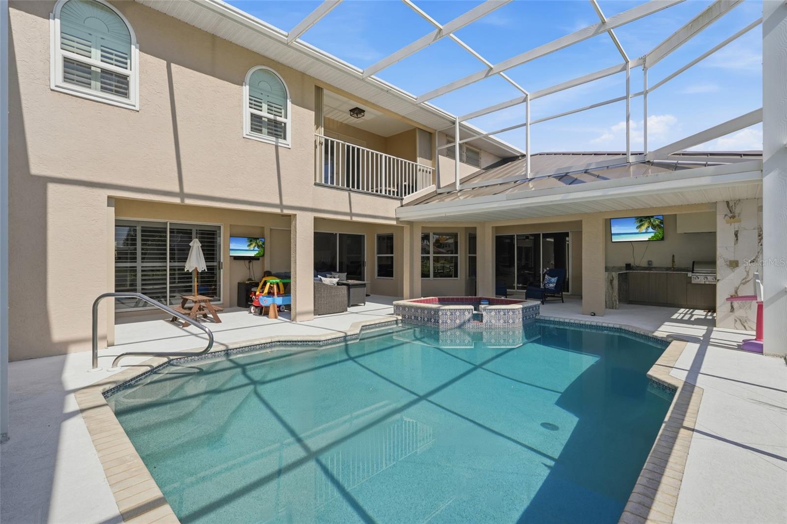414 Caicos Dr Property Photo 46