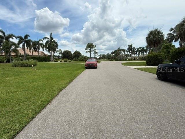 3030 Big Bend Cir Property Photo 11